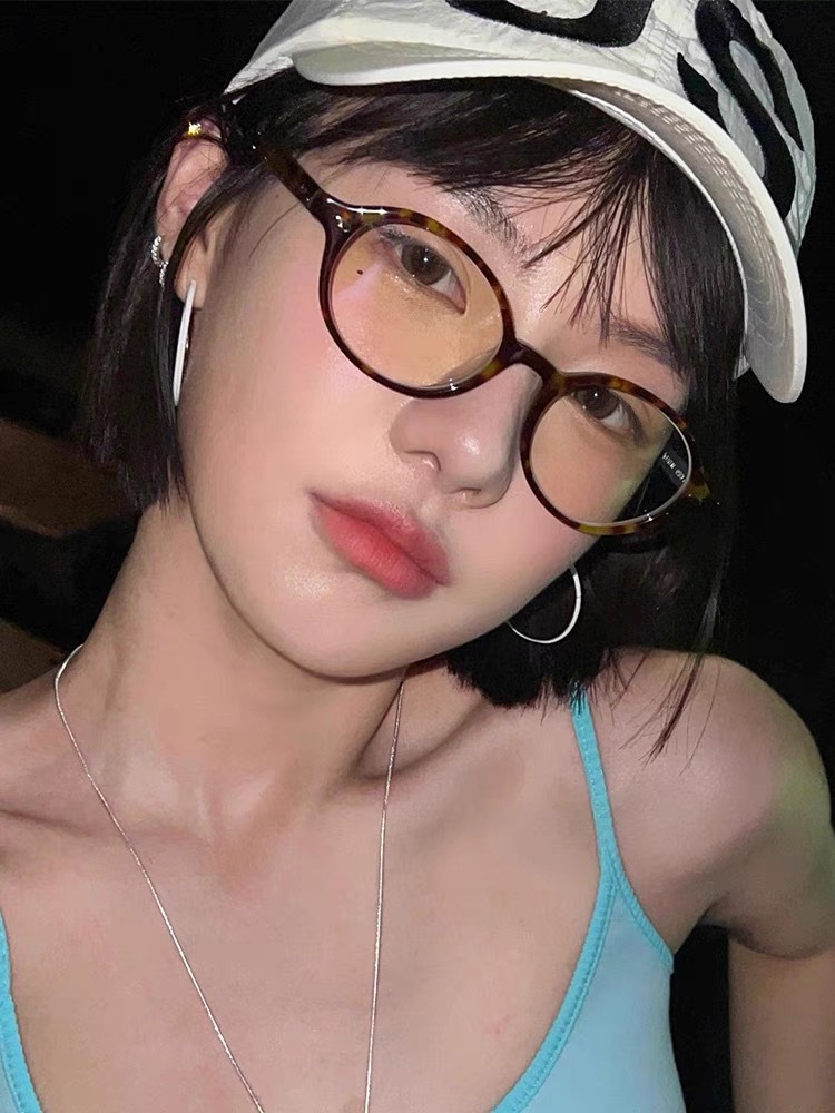Retro รูปไข่กรอบแว่นตาขนาดเล็กหญิงธรรมดาใบหน้าเว้ารูปร่างสายตาสั้น Anti Blue Light แว่นตา Retro