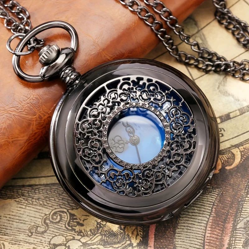 Starry Blue Dial Pendant Bronze Hollow Quartz Pocket Watch เลขโรมัน Retro Watch