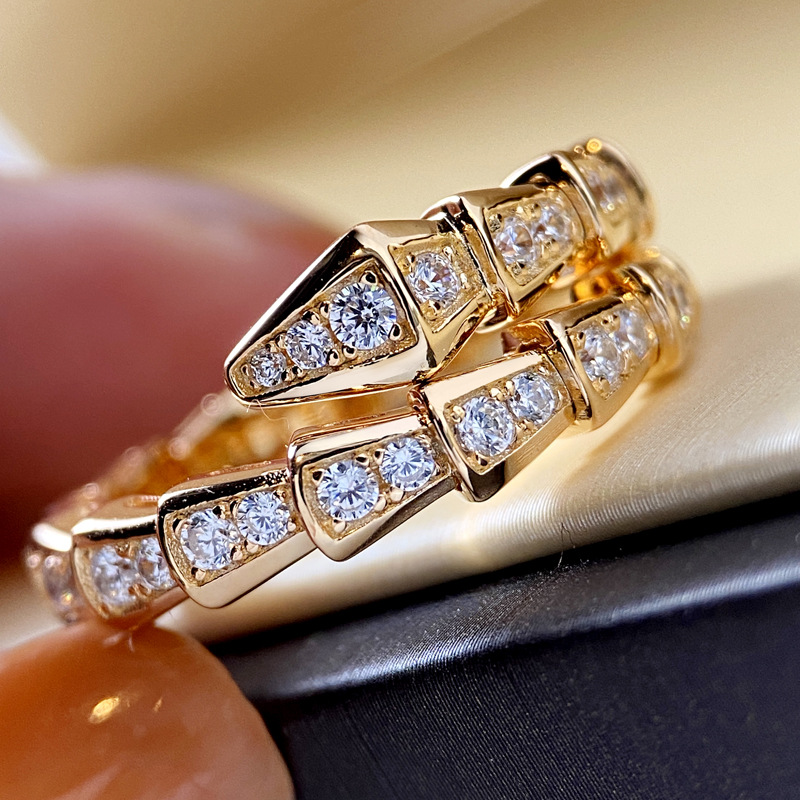 1 PC Pretty Cubic Zirconia แหวนสําหรับผู้หญิงสําหรับงานแต่งงานหมั้นของขวัญวันวาเลนไทน์