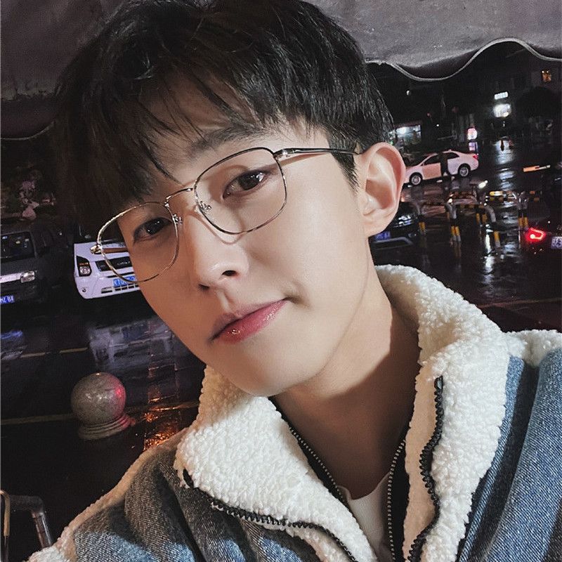 แว่นตาป้องกันแสงสีฟ้าสีทองมีสไตล์สําหรับผู้ชาย: แว่นตาย้อนยุคเป็นศูนย์สําหรับสํานักงานและของใช้ประจําวัน - รูปที่ 2