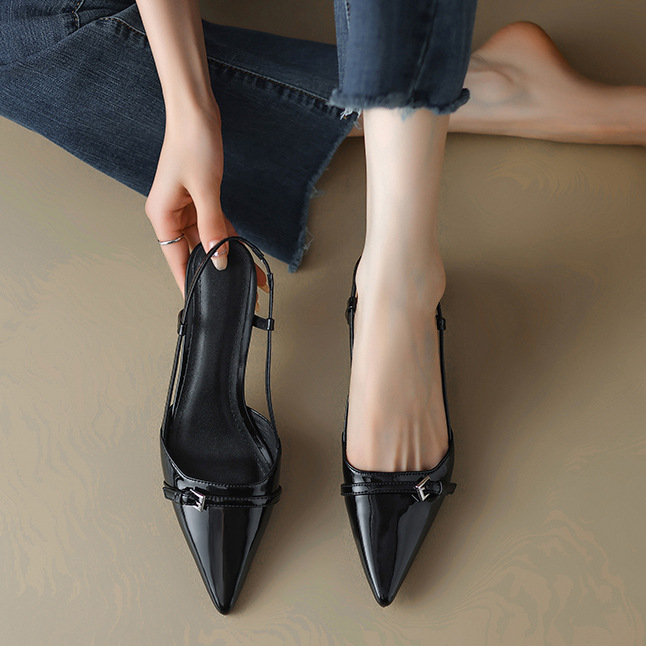 Classy Style ~ Sheep สิทธิบัตรหนัง Pointed Toe เข็มขัดหัวเข็มขัดรองเท้าแตะผู้หญิงฤดูร้อนสไตล์ใหม่ Retro Toe Stiletto กลับ Air Heel รองเท้าผู้หญิง