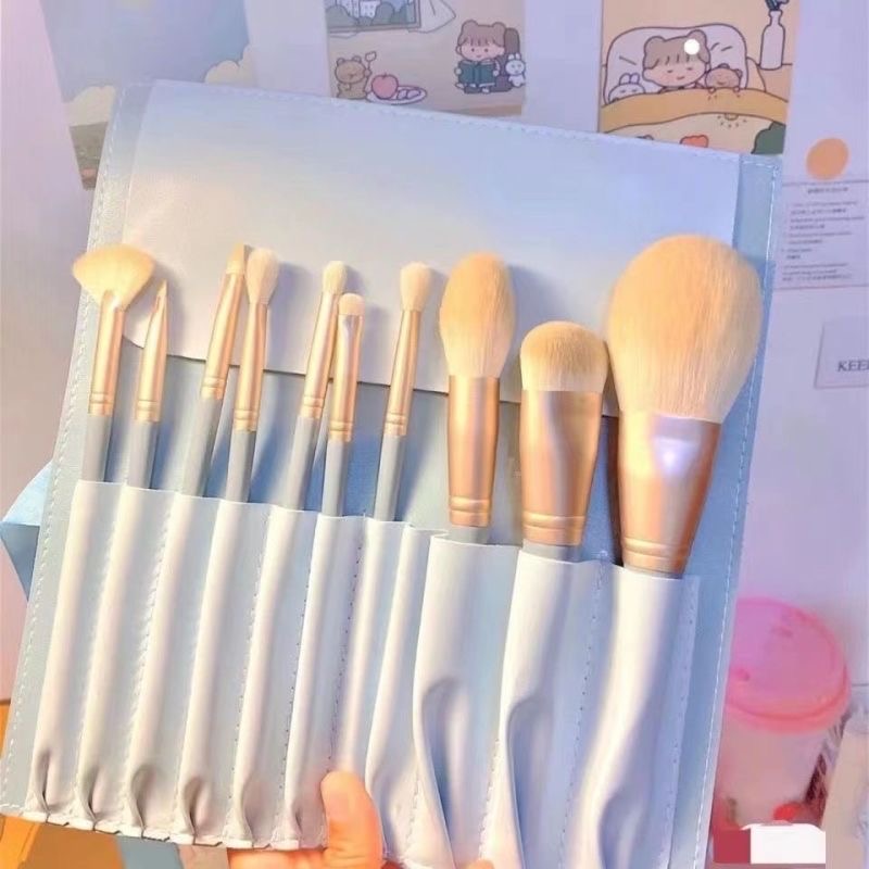 สะพานสีฟ้า10ชุดแปรงแต่งหน้าเริ่มต้นแป้งฝุ่นบลัชคอนซีลเลอร์รองพื้นอายแชโดว์แปรงชุดเต็มของเครื่องมือผมนุ่มสุด