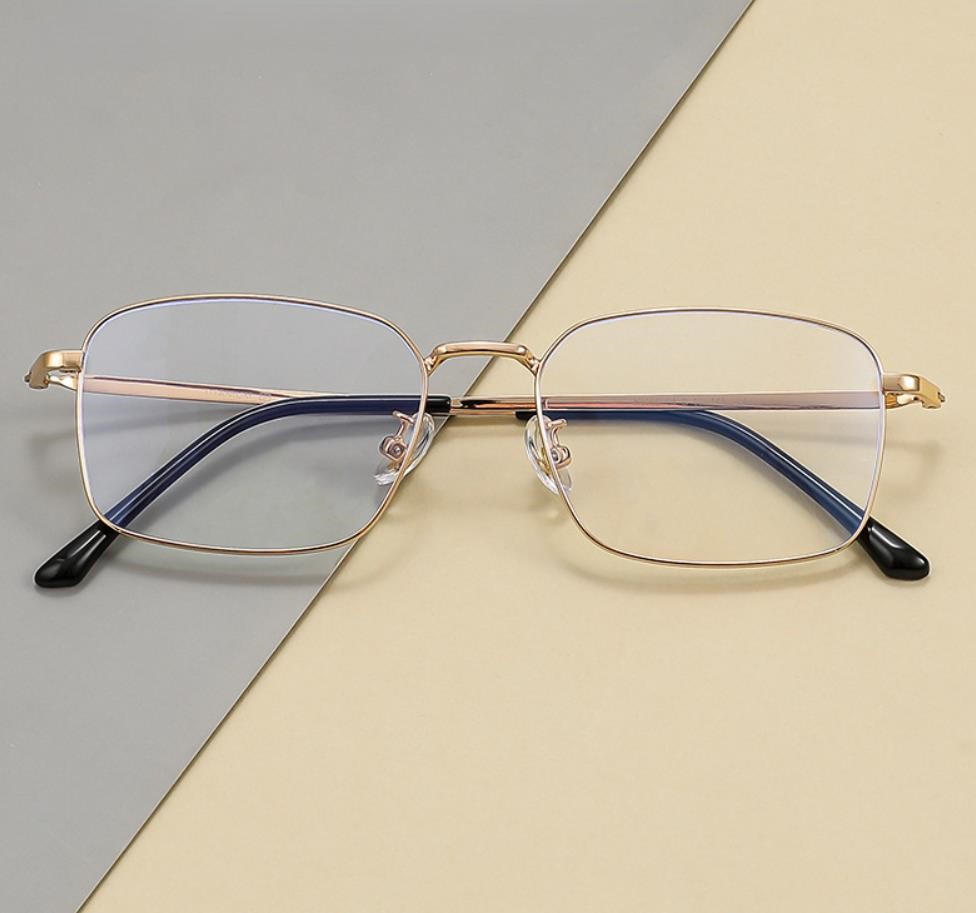 แว่นตาป้องกันแสงสีฟ้าสีทองมีสไตล์สําหรับผู้ชาย: แว่นตาย้อนยุคเป็นศูนย์สําหรับสํานักงานและของใช้ประจําวัน - รูปที่ 6