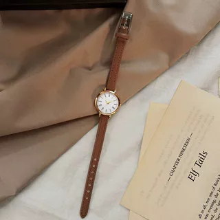 Womens Small Dial Quartz Watch – สายหนังบาง สไตล์เรโทรเกาหลี หรูหราและมินิมอล