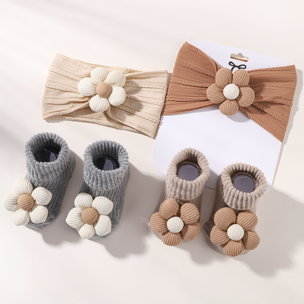 2 ชิ้นเด็กน่ารักดอกไม้แถบคาดศีรษะถุงเท้าชุดของขวัญไนลอน Hairband สําหรับทารกสาวยืดหยุ่นดอกไม้ Turban ถุงเท้าสั้นทารกแรกเกิด Headwear