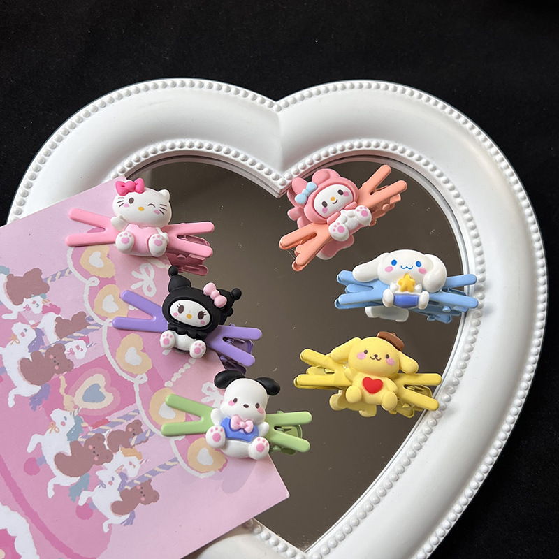 1 ชิ้น Sanrio น่ารักกิ๊บติดผมรูปตัว x ที่นั่งอบเชยสุนัข Kuromi การ์ตูนนักเรียนสาวหัวใจ Bangs คลิปด้านข้าง