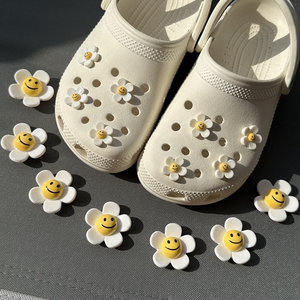 1ชิ้นดอกทานตะวันcrocs Charms อุปกรณ์เสริม crocs clog jibbitz หัวเข็มขัดรองเท้าตกแต่ง