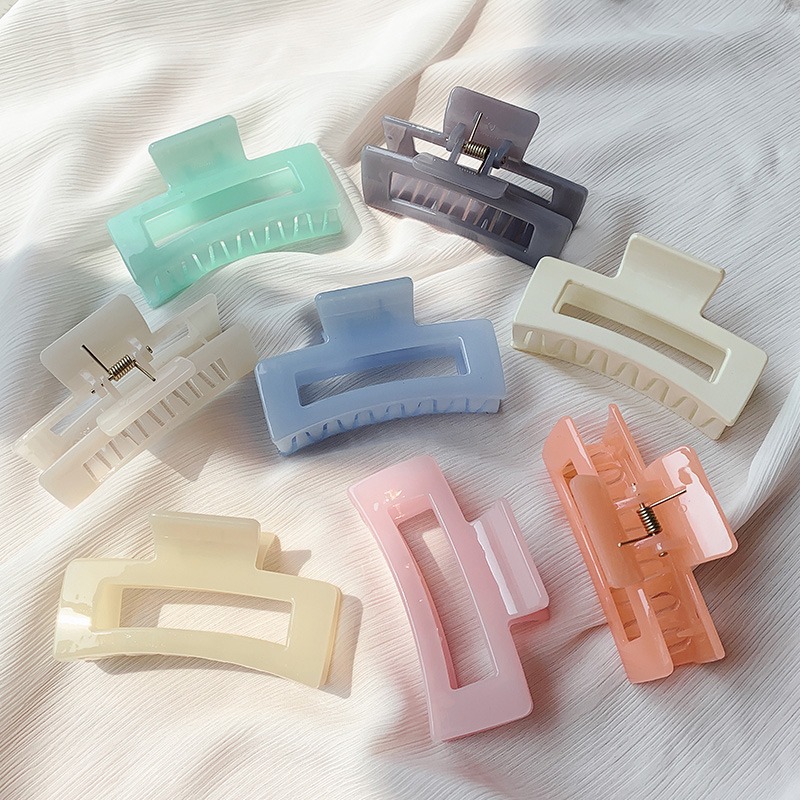 Candy สี Classy Influencer เรขาคณิต Hollow Shark คลิป Retro Simple All-Match สีกลับคลิปหัวอุปกรณ์เสริมผมหญิง c