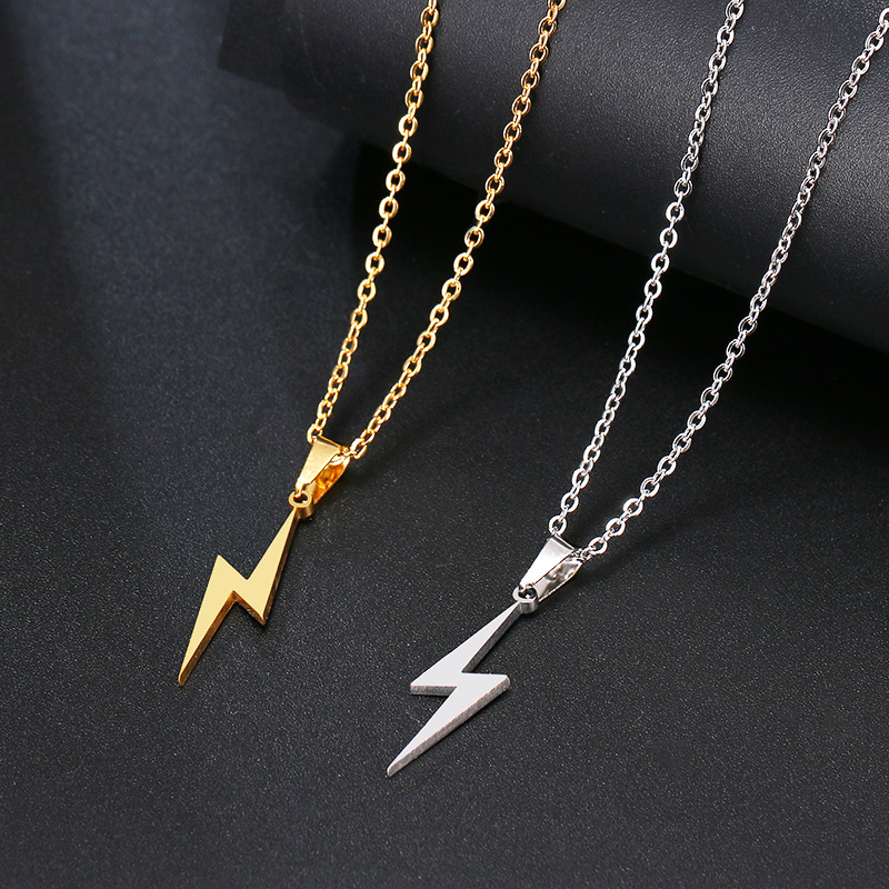 Cross-border ยุโรปอเมริกันขายร้อนแฟชั่นสร้อยคอจี้สแตนเลสGlossy Lightningจี้คู่