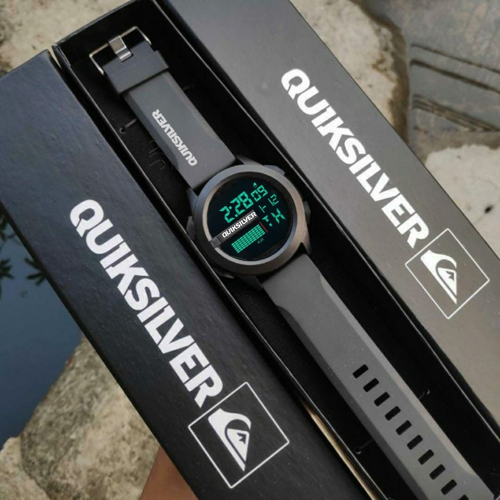Quiksilver Men's Watch Band นาฬิกาดิจิตอลกันน้ำแบบดิจิตอลเต็มรูปแบบอัตโนมัติ
