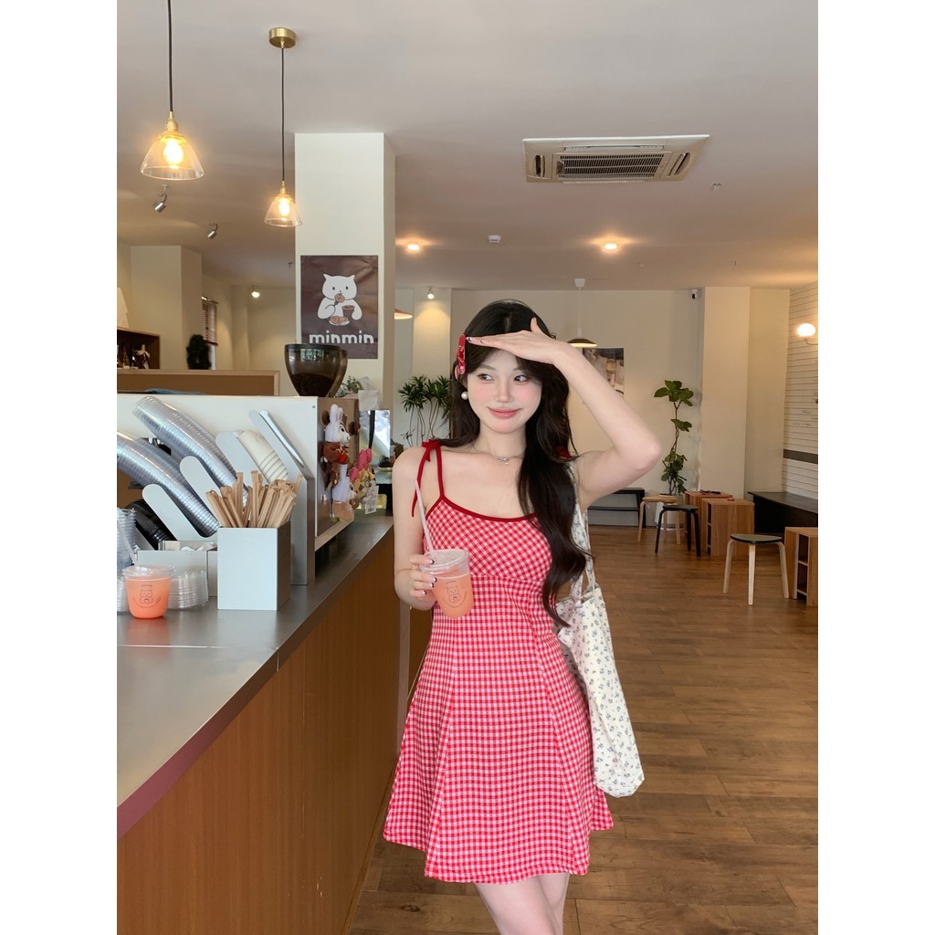 Fresh Preppy Sweet Hot Girl Contrast Color Checked Sling Dress ผู้หญิงต้นฤดูใบไม้ผลิลดอายุ Slim-fit A-line กระโปรงชุดกระโปรงสั้น