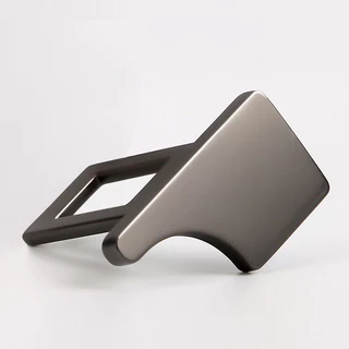 Omoda เข็มขัดนิรภัยหัวเข็มขัด Universal Fit คลิปหนีบเข็มขัดนิรภัยรถยนต์สําหรับที่นั่ง