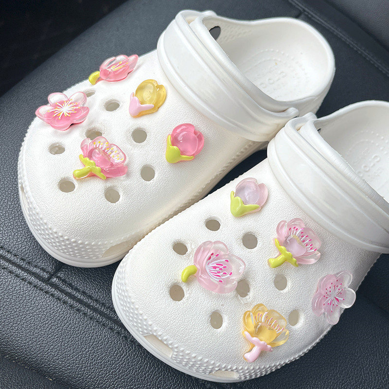10 ชิ้น/เซ็ต Croc Charm สีชมพูโปร่งใส Peach Blossom Jibz ชุดปุ่มรองเท้า Cherry Blossom อุปกรณ์เสริม Perforated รองเท้าอุปกรณ์เสริมรองเท้าเด็กรองเท้าแตะของขวัญสร้างสรรค์