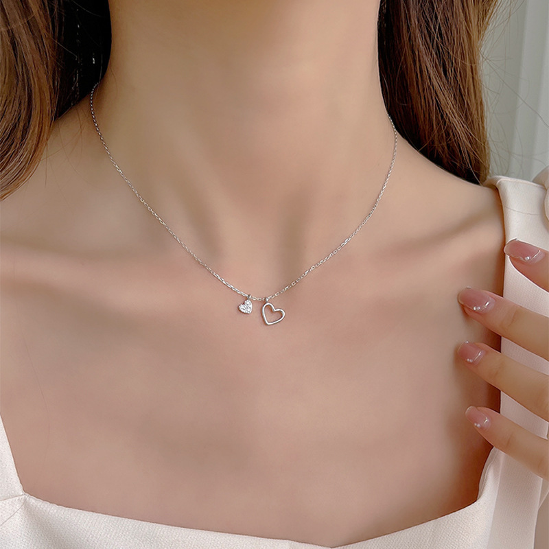 1 ชิ้นสไตล์ใหม่แฟลชเพชร Heart-to-Heart Clavicle Chain เรียบง่ายหรูหราเหมาะสําหรับผู้หญิงทุกวันสวมใส่สร้อยคอ
