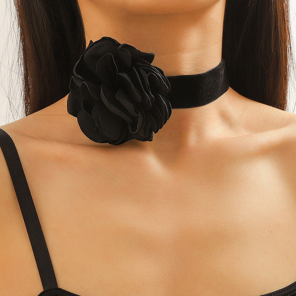 Big Black Rose ดอกไม้สร้อยคอกว้างกํามะหยี่สีดํา Choker สําหรับผู้หญิงคอเครื่องประดับ Party ของขวัญ