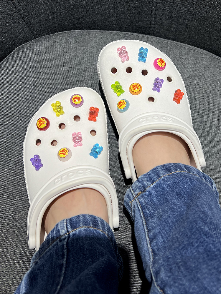 16 ชิ้นหมีซีรีส์ crocs charm jibbitz clog jibbitz ชุด crocs charms อุปกรณ์เสริม