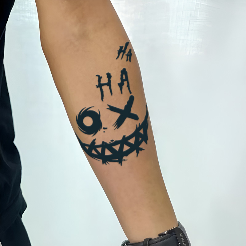 Grimace ตลกรูปแบบสมุนไพร Tattoo สติกเกอร์กันน้ําติดทนนานผู้ชายผู้หญิงแขนบุคลิกภาพจําลอง Tattoo Juice สติกเกอร์