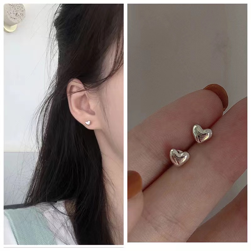 Simple Small Love Heart ต่างหู Niche Design High-End ต่างหูเจาะหูต่างหูผู้หญิง