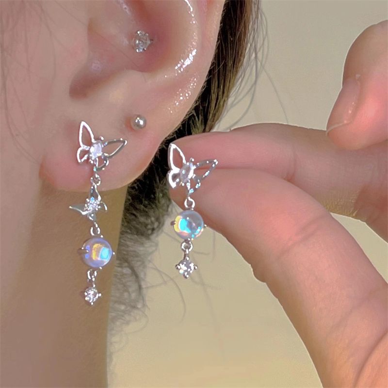 Elegant Shining Zircon Tassels ต่างหูหัวใจผีเสื้อเงินสตั๊ดต่างหูผู้หญิงเครื่องประดับอุปกรณ์เสริม