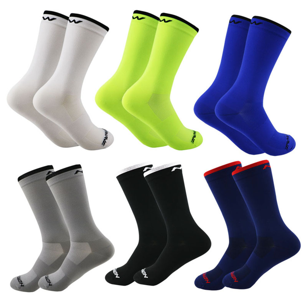 ถุงเท้าปั่นจักรยานมืออาชีพ 1 แพ็ค - Road Bike & Outdoor Compression Sports Socks (Moisture-Wiking & Breathable)