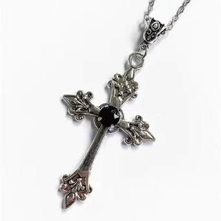 6 Gothic Dark Punk สไตล์สร้อยคอจี้ข้าม - การออกแบบระดับไฮเอนด์ที่ทันสมัยพร้อมรายละเอียด Intricate