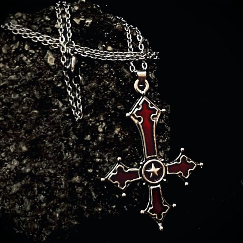 Cross-border เลือดสีแดง Gothic Inverted Cross จี้สร้อยคอเครื่องประดับยุโรปอเมริกัน Punk สไตล์ Cross เครื่องประดับ
