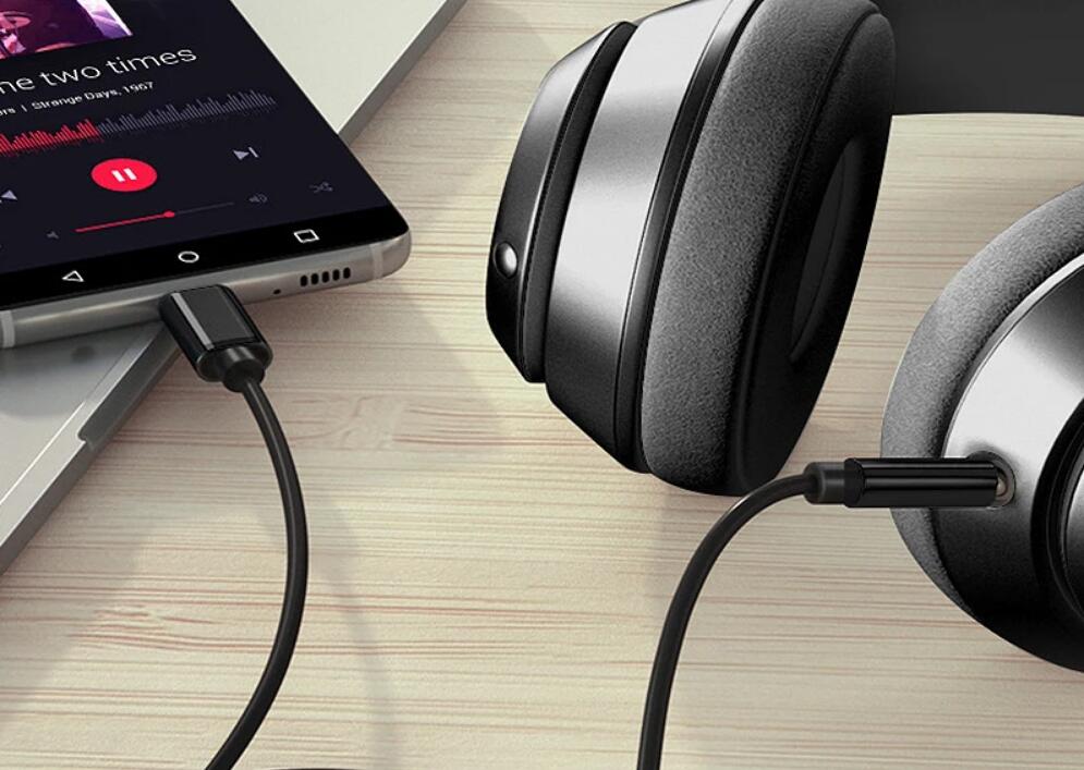 สายสัญญาณเสียง AUX 8 พินถึง 3.5 มม.แจ็คลําโพงสําหรับ iPhone 7 8 X XS MAX XR รถหูฟังชุดหูฟังเสียงแจ็ค Converter