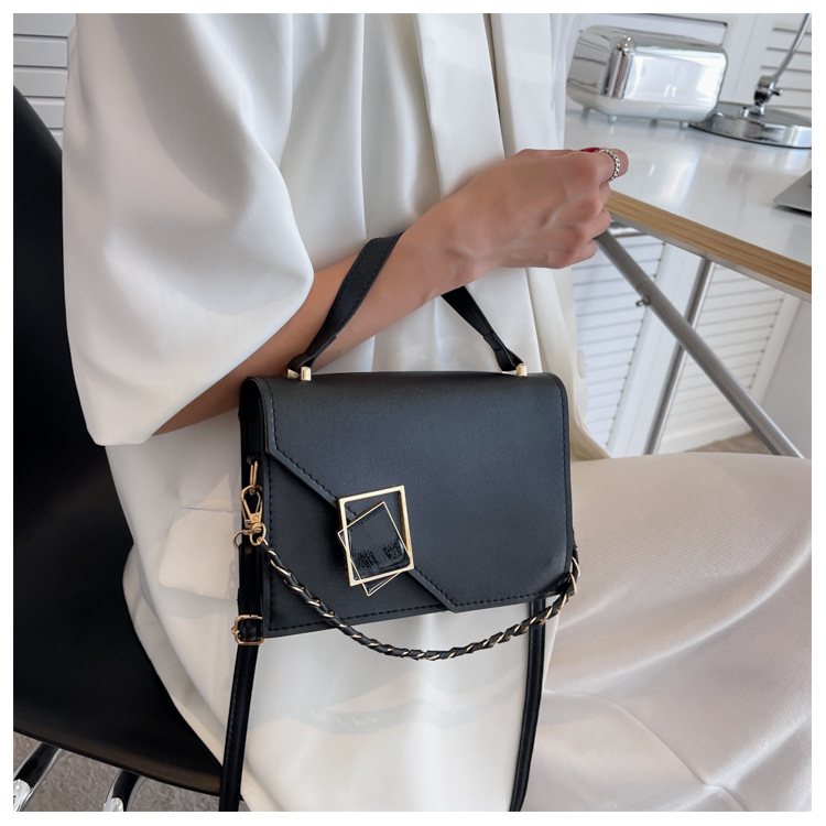 Texture Bag 2025 สไตล์ใหม่อินเทรนด์ Western-Style หญิงกระเป๋าแฟชั่น One-Shoulder Messenger กระเป๋าเนื้อกระเป๋าถือ