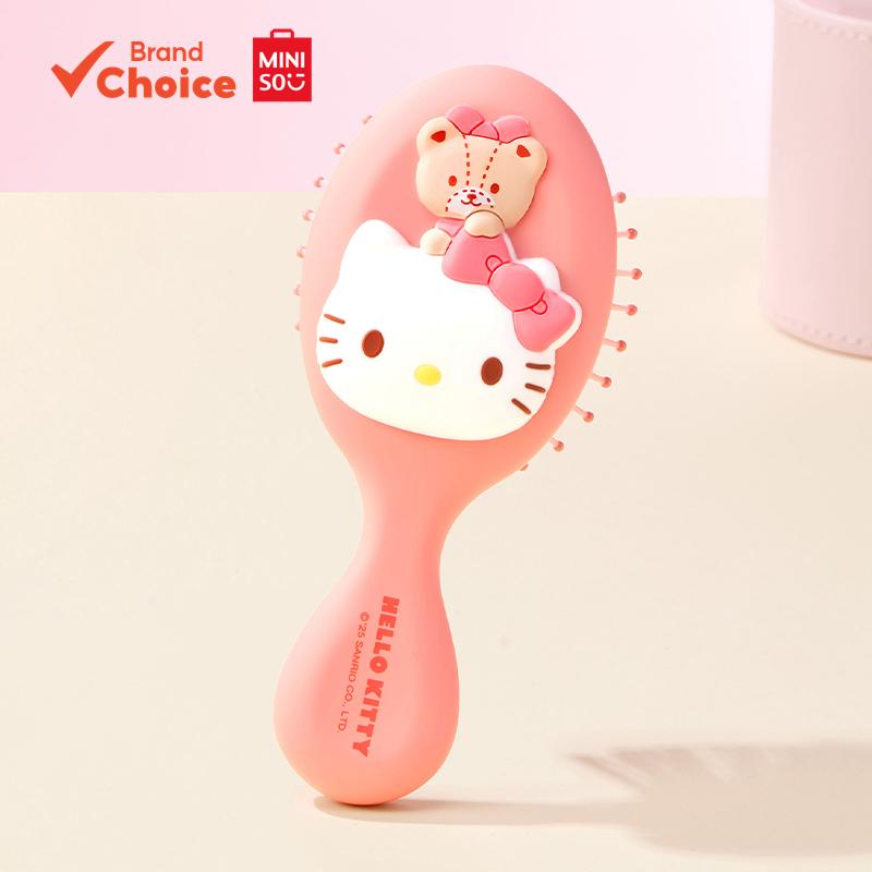 MINISO  ซีรีส์เฮลโลคิตตี้ - หวีเบาะนวด 3 มิติและพกพา ขนาด 6.6 ซม. x 14 ซม.