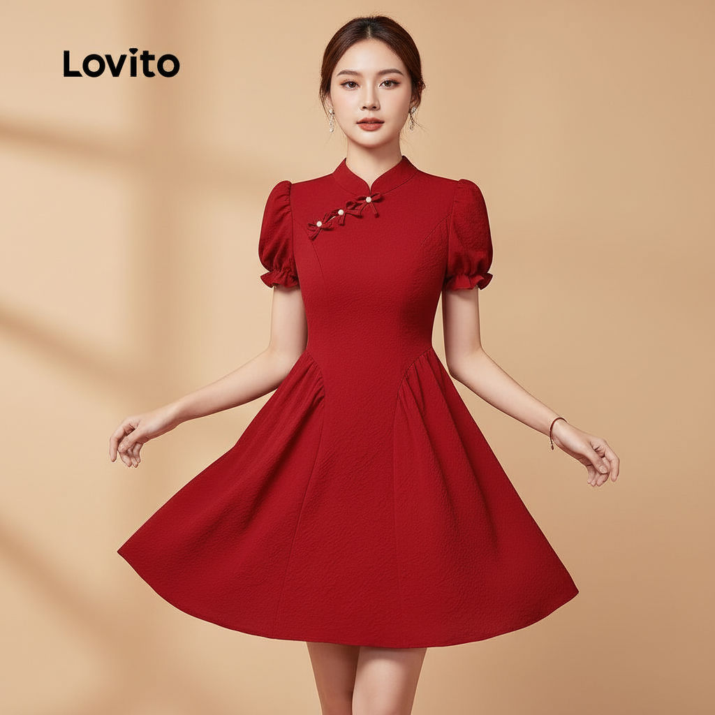 Lovito เดรสผู้หญิงสีแดงลายกี่เพ้า ติดกระดุม สไตล์จีน สําหรับเทศกาลปีใหม่ ฤดูใบไม้ผลิ ฤดูร้อน L156AD2