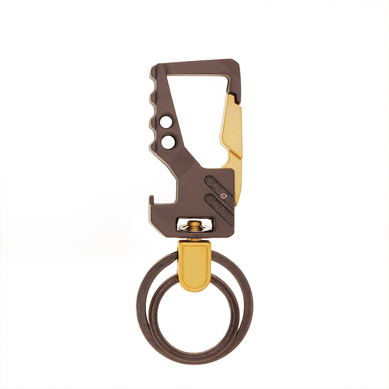 พวงกุญแจแฟชั่นโลหะสําหรับผู้ชายรถกีฬากลางแจ้งที่เปิดขวดโซ่ระดับไฮเอนด์พร้อมแหวน