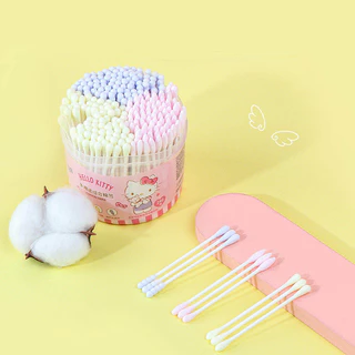 MINISO สําลีก้านซานริโอซีรีส์เฮลโลคิตตี้แบบสองหัว นุ่มพิเศษและลดการระคายเคือง ปลายเรียวแม่นยํา ขนาด 10.5ซม. × 8.7ซม. × 8.7ซม.