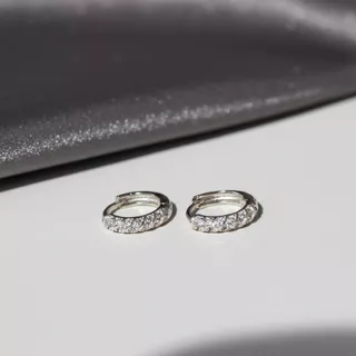 ต่างหู Sleepers Hypoallergenic Hoop Studs สําหรับ Sensitive Ears ผู้หญิง