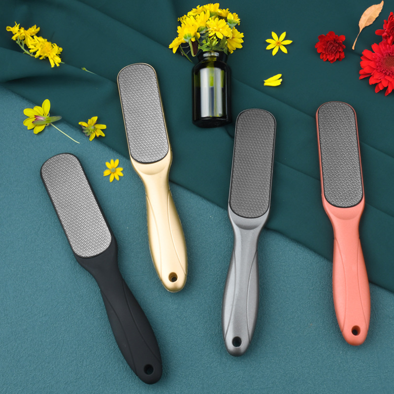 เครื่องมือมหัศจรรย์สําหรับการขจัดผิวหนังที่ตายแล้ว ถูที่บริเวณฝ่าเท้าและส้นเท้า และหินขัดผิวเท้า - รูปที่ 3