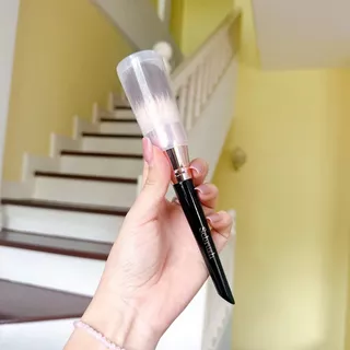 Scbrush Powder Brush with Cover แปรงแต่งหน้า แปรงลงแป้ง พร้อมปลอกปิด