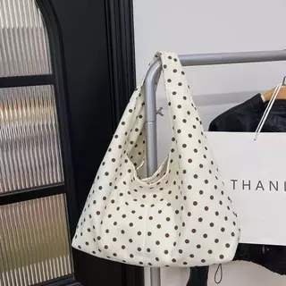 กระเป๋าโท้ทลูกฟูกลายจุด Polka Dot - ขนาดใหญ่ สไตล์เกาหลีลําลองย้อนยุค เหมาะสําหรับผู้หญิง ใช้ทํางานได้โรงเรียนและใช้ในชีวิตประจําวัน