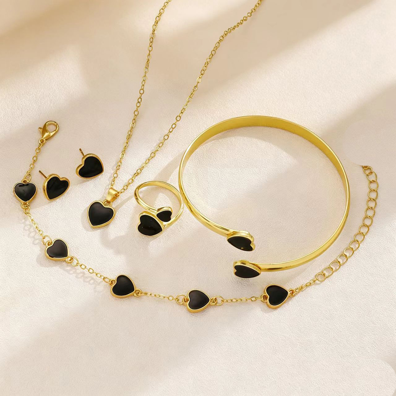 Minimalist Dainty Oil-drop Heart 5 ชิ้นสร้อยคอสร้อยข้อมือสําหรับแหวนกําไลข้อมือ Studs ชุดเครื่องประดับ
