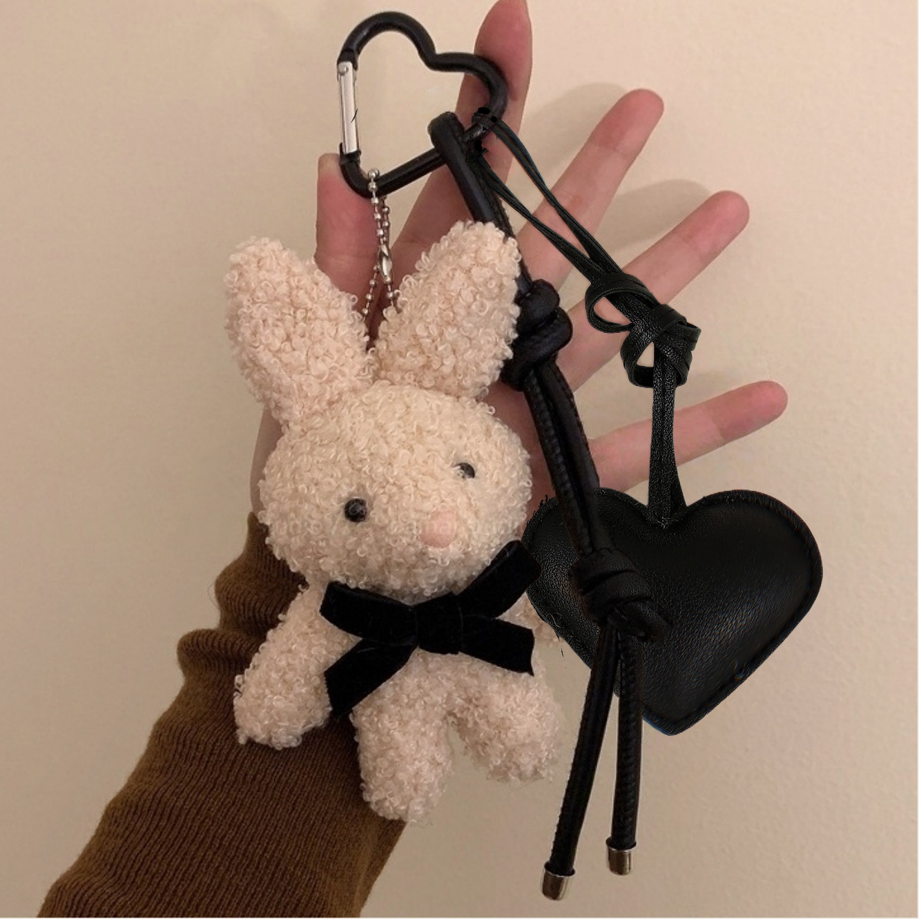 Y2K Plush Bunny พวงกุญแจน่ารักสําหรับกระเป๋า - กระเป๋าเป้สะพายหลัง Kawaii Charms - Coquette ของขวัญสําหรับสาวจี้กระต่าย​