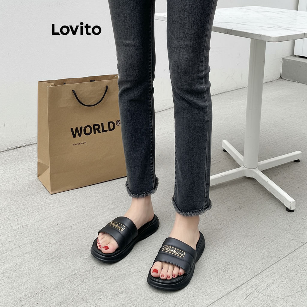 (trendy6)Lovito ลำลองสีพื้นOne Word Anti Slip รองเท้าแตะชายหาดพื้นหนาสําหรับห้องน้ํารองเท้าแตะแบนสํา
