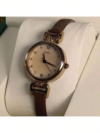 New retro ladies' watch, fashionable digital watch, round small dial quartz watch