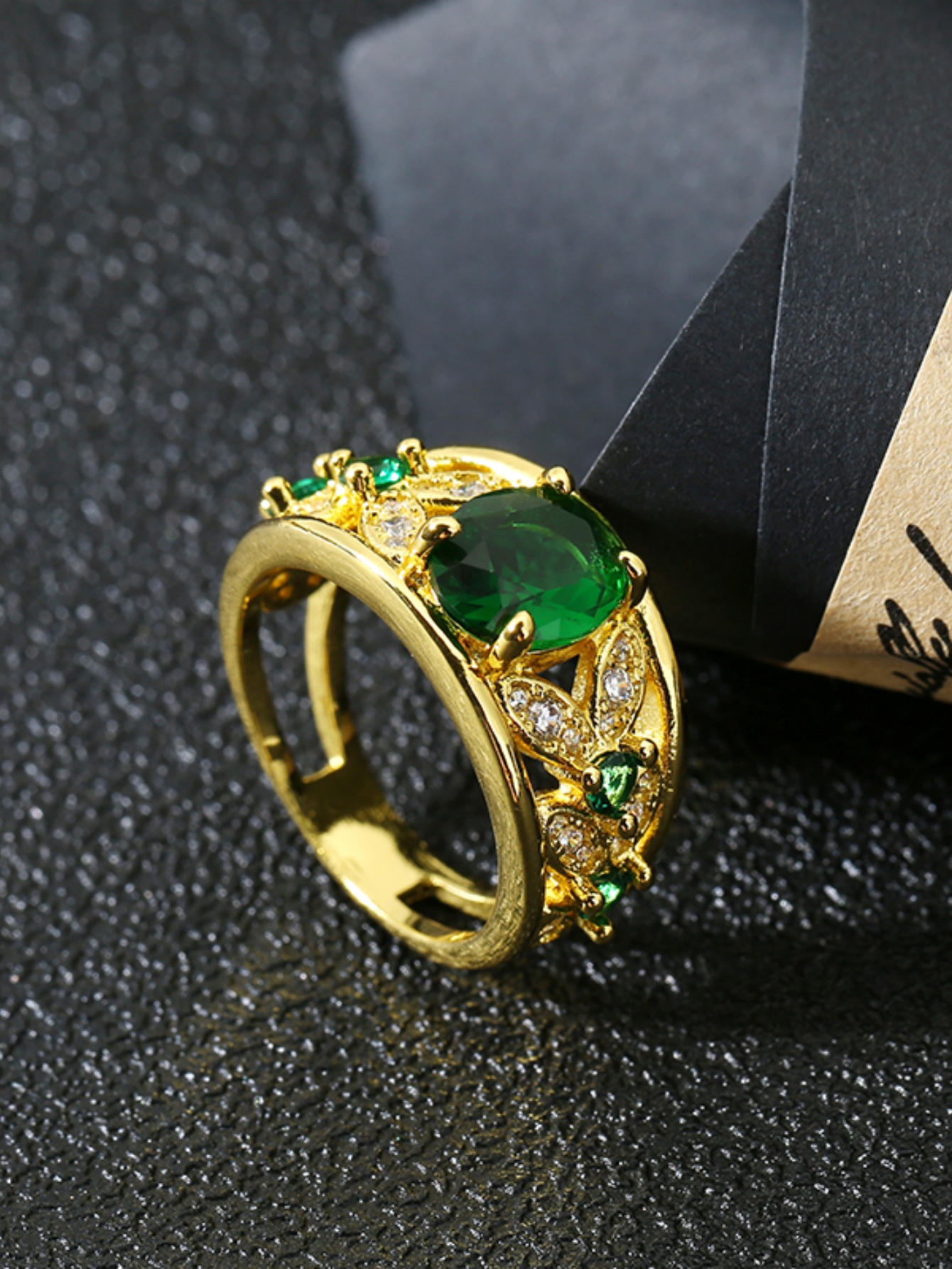 แหวน พลอยเทียม ดอกไม้สําหรับผู้หญิงงานแต่งงานของขวัญเครื่องประดับแฟชั่นหรูหรา - รูปที่ 6