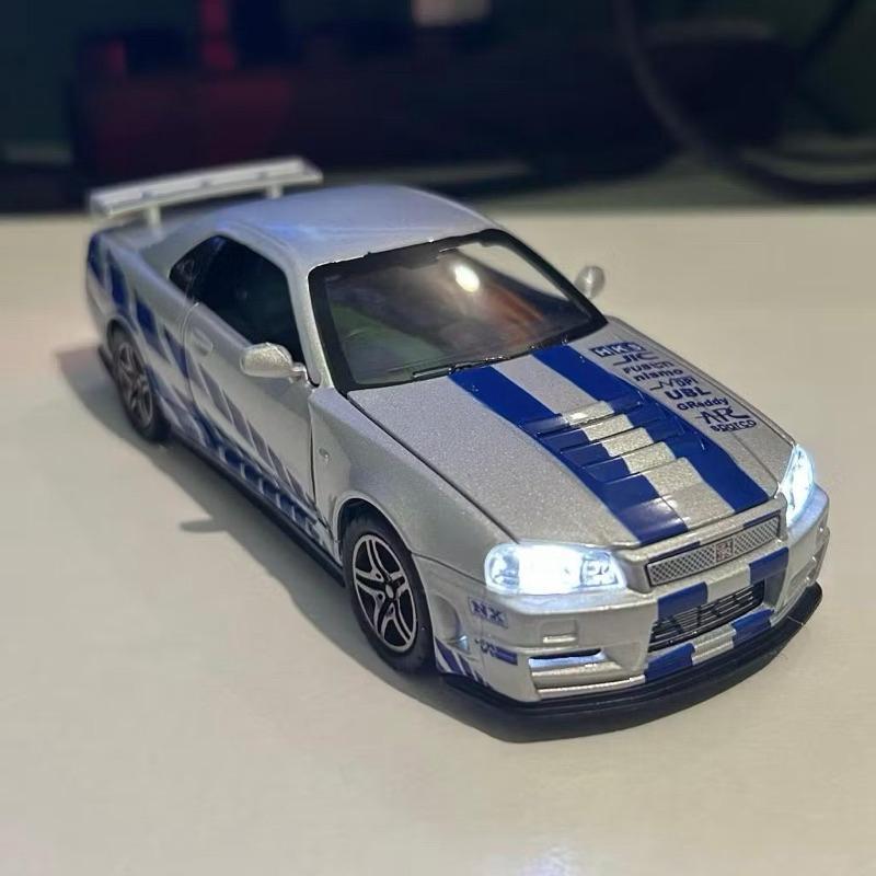 สําหรับของขวัญโมเดลรถเหล็กสะสม Nissan Skyline GTR R34