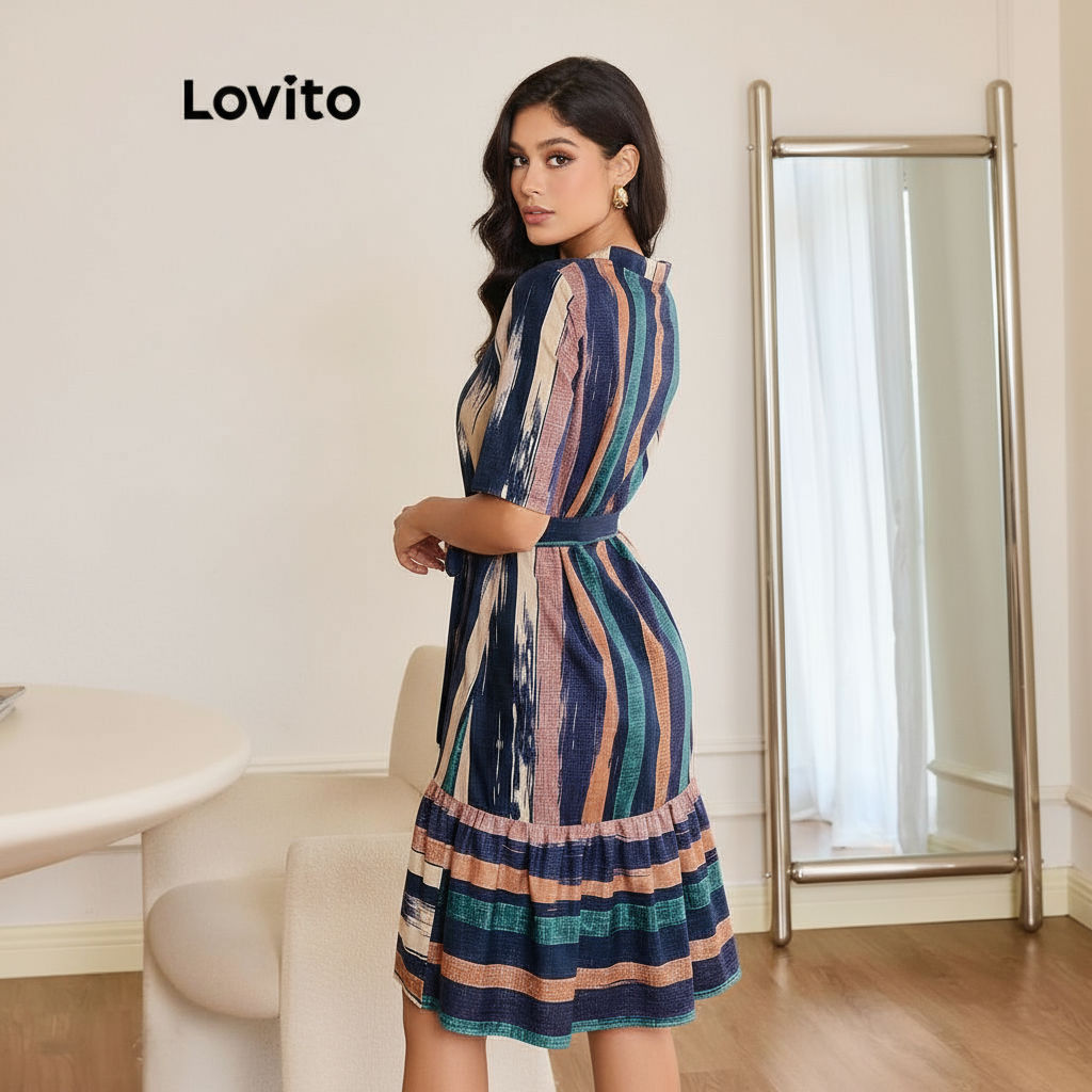 Lovito ชุดลําลองลายลูกไม้ขึ้นเข็มขัดนัวเนียเหมชุดสําหรับผู้หญิง LBL13400