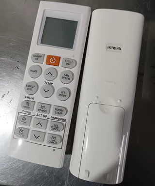 รีโมทคอนโทรลเครื่องปรับอากาศ LG รุ่นสากล AKB74955604 สําหรับรุ่น USNWO92WSG3, LSN181HSV3 และ LAN240HSV2
