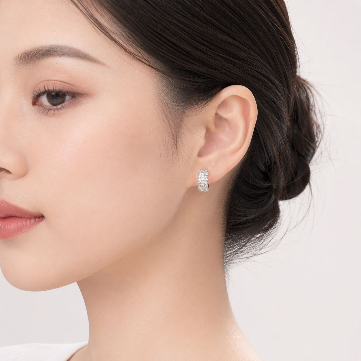 Eurobeauty Diamond Stud Hoop ต่างหู Unisex Zirconia เจาะเครื่องประดับแฟชั่น