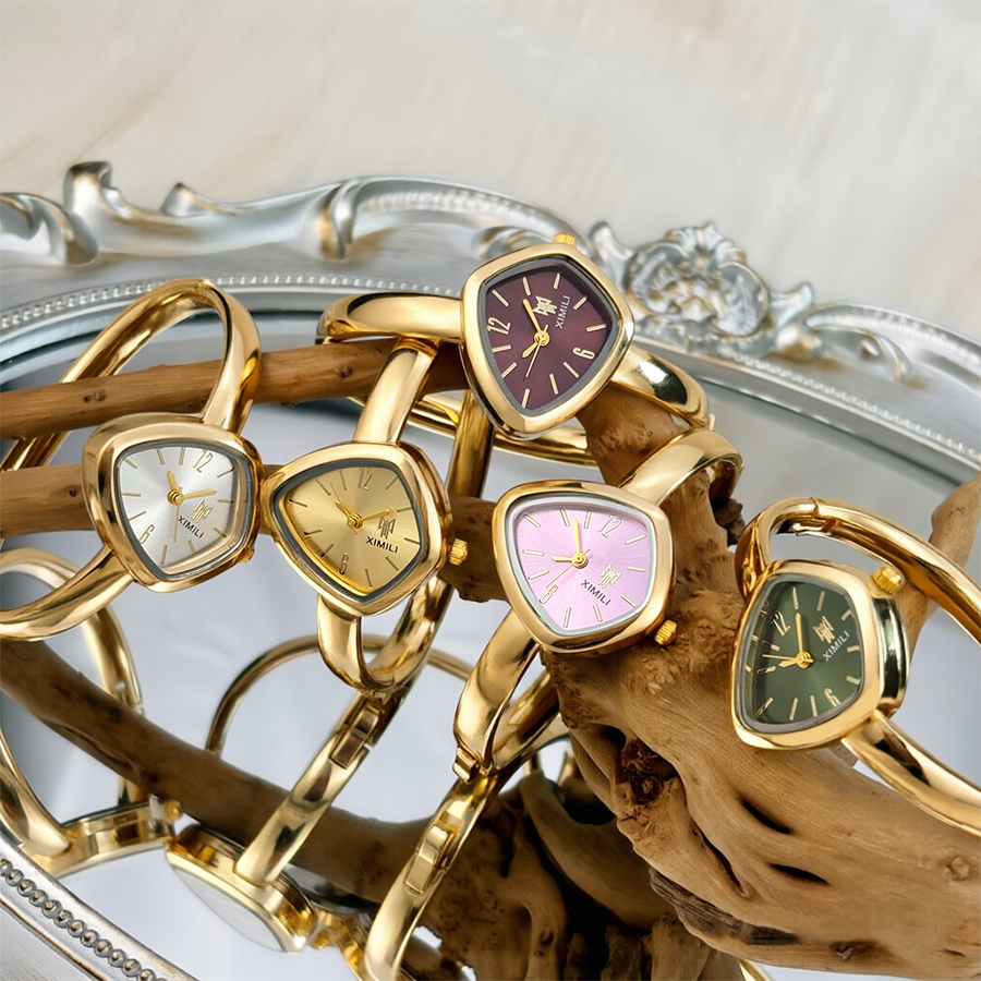 Minimalist Irregular Dial Gold กําไลข้อมือนาฬิกาผู้หญิง