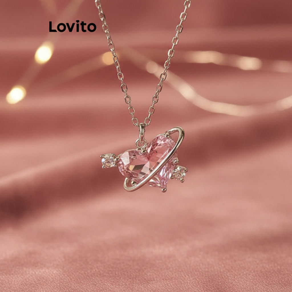 Lovito สร้อยคอผู้หญิง รูปหัวใจ สไตล์ลำลอง LNA28110 (สีเงิน)