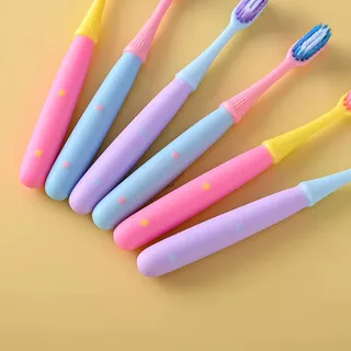แปรงสีฟันเด็ก ขนแปรงนุ่มพิเศษ แพ็ค 6 ด้าม สำหรับอายุ 6–12 ปี