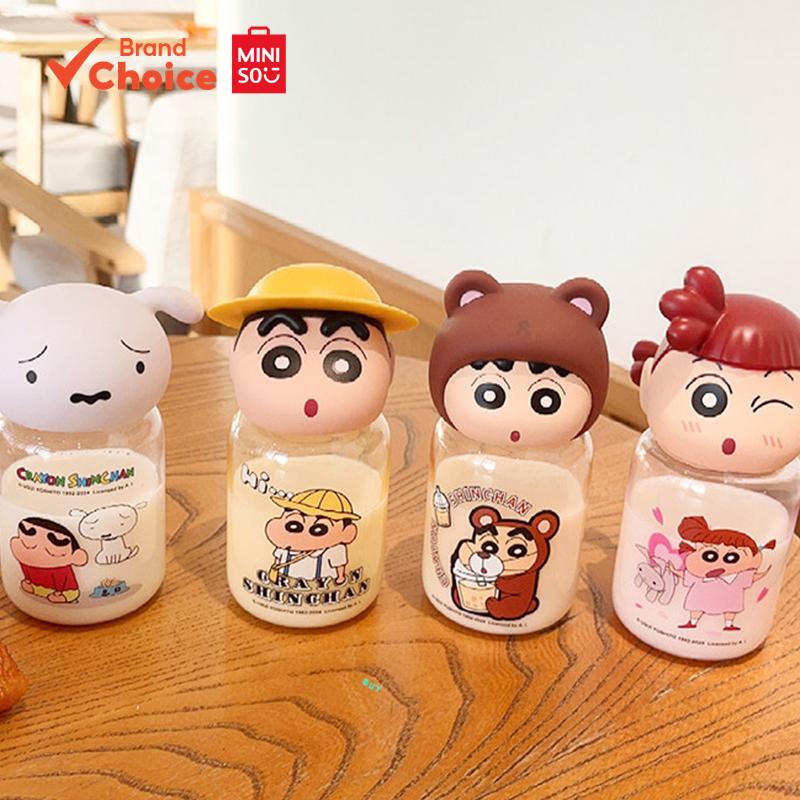 MINISO  ชินจังจอมแก่น ซีรีส์ - แก้วน้ําเก็บอุณหภูมิ ขนาดเล็ก น่ารัก 240 มล. (ชินจัง & ชิโร่) 15.1 ซม. × 8.6 ซม. × 8.6 ซม.