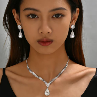 ชุดเครื่องประดับคริสตัลหยดน้ําสําหรับผู้หญิงเจ้าสาวมงกุฎสร้อยคอต่างหูงานแต่งงานของขวัญขุนนาง